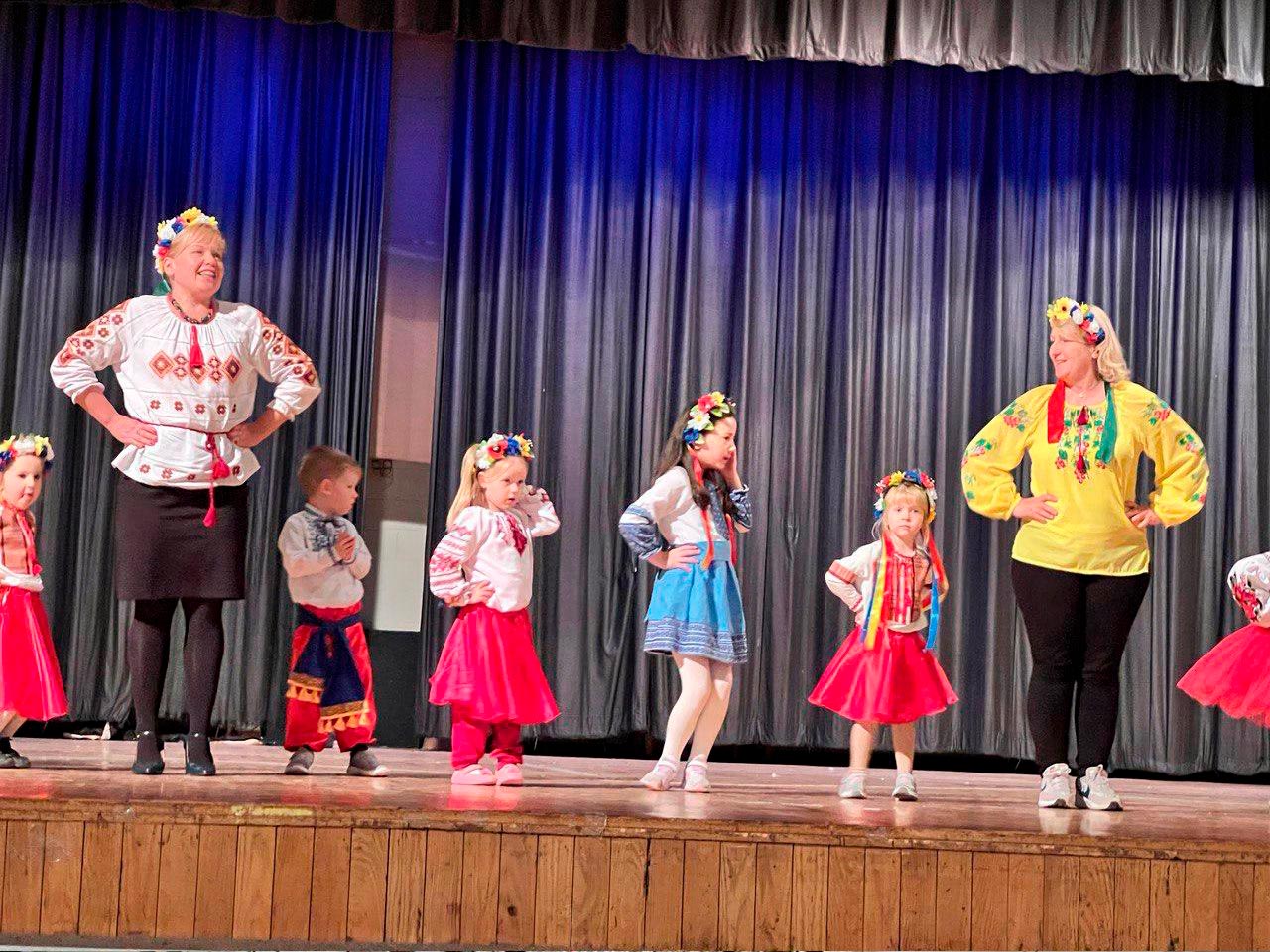 Children choir supported by CSIA has recently participated in the Festival and Talent show activities at George Washington High School and won the prize in the talents competition